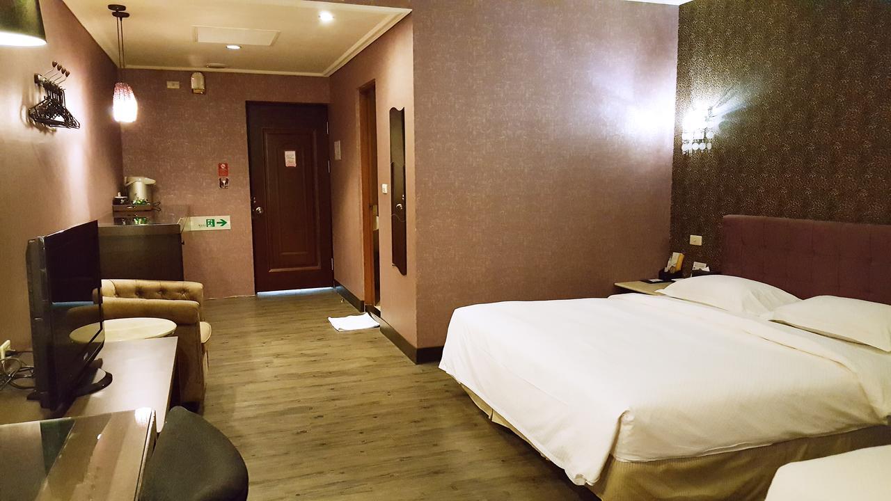 The Riverside Hotel & Motel Kaohsiung Exteriör bild