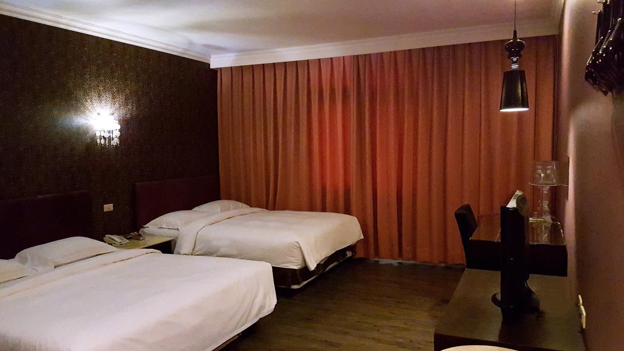 The Riverside Hotel & Motel Kaohsiung Exteriör bild