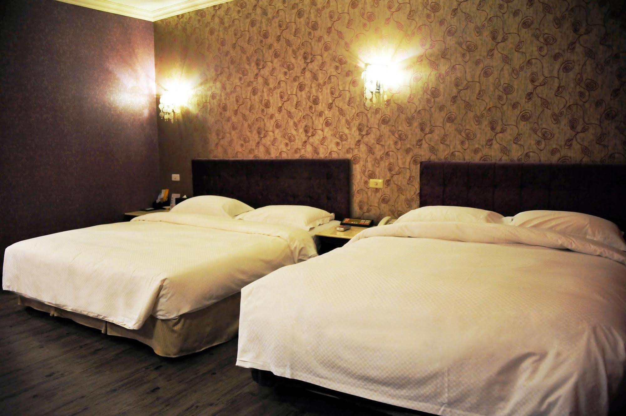 The Riverside Hotel & Motel Kaohsiung Exteriör bild